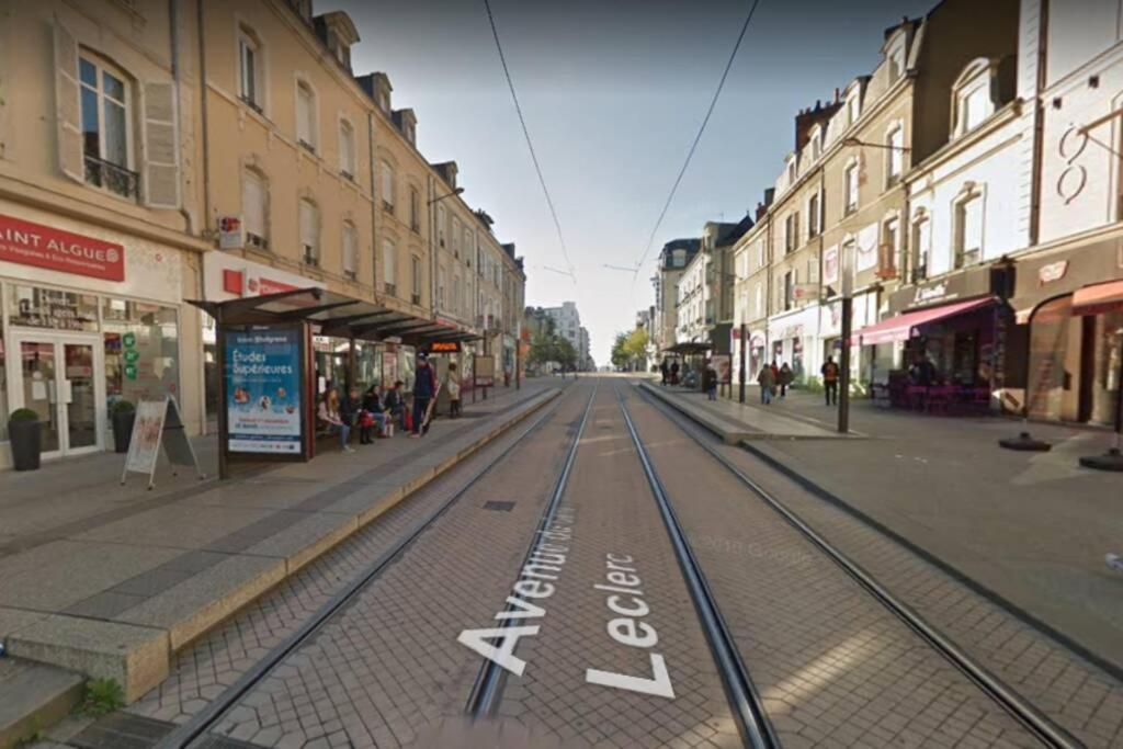 Appart T2 Prefecture Et Centre Ville Le Mans Eksteriør bilde